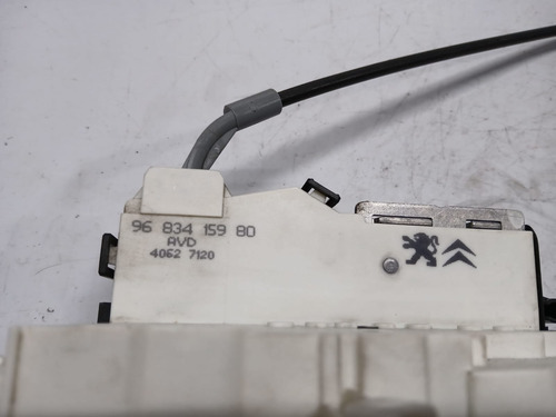 Fechadura Da Porta Dianteira Direita Citroen C4 2007 A 2014