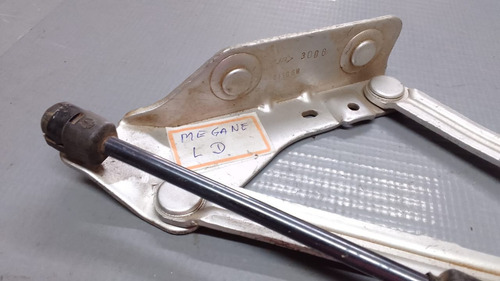 Dobradiça Tampa Traseira Ld Amortecedor Megane 07/11. 23630