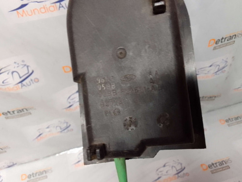 Macaneta Interna Lado Esquerdo Ford Mondeo 96/2000 20444