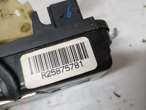 Fechadura Porta Tras Direita Captiva  Usada  26025