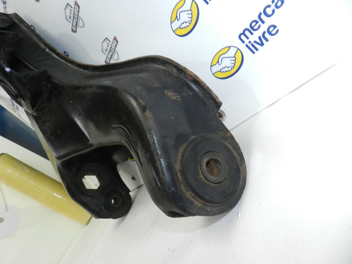 Bandeja Balança Inferior Esquerda Gm S10 Blazer 95/11 Usado