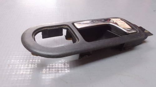 Maçaneta Interna Esquerdo Vw Golf Bora 2000 A 2013   23907