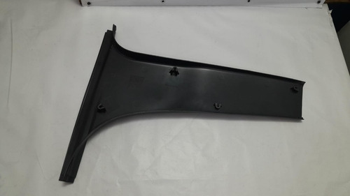 Moldura Coluna Central Lado Direito Vw Fox Spacefox 04/12