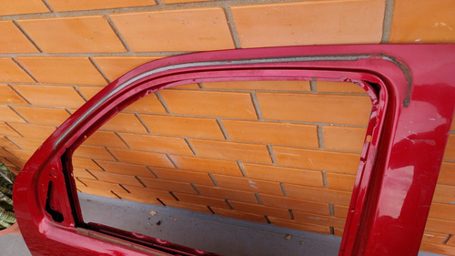Porta Dianteira Esquerda Nissan Frontier 2008/2014 Detalhe