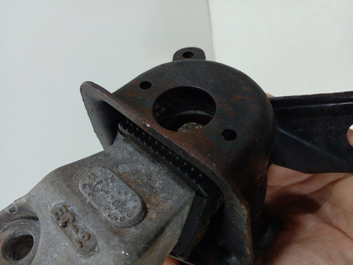 Calço  Hidráulico Toyota Corolla 1998 (m)