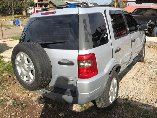 Sucata Ford Ecosport 2.0 16v 4x4 2005 Rs Caí Peças