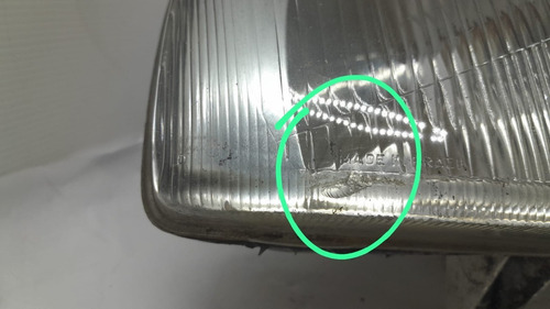 Farol Lado Direito Vw Golf Gl 1995 Com Detalhe