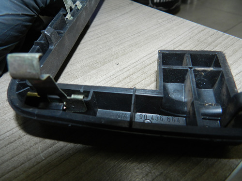 Moldura Painel Central Rádio Gm Vectra 97/05 90436664
