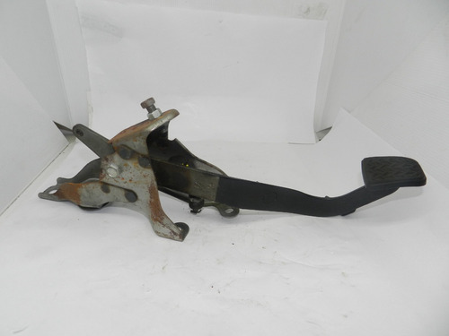 Pedal Embreagem Toyota Etios Hb X 1.3 2015