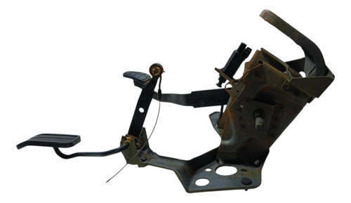 Pedaleira Embreagem Vw Gol  1995 A 2008 Com Detalhe (ap)
