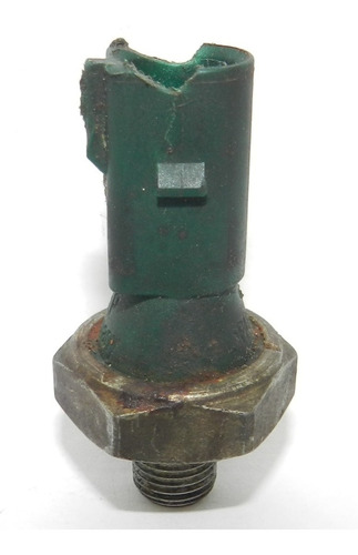 Sensor Pressão Óleo Do Motor Vw Gol Golf Polo G5 G6 Detalhe