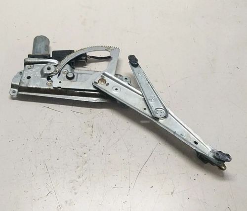 Maquina Vidro Dianteira Direita Gm Vectra 97 A 2001 90520228