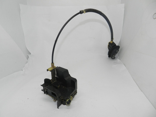 Fechadura Dianteira Esquerda Fiat Palio 2p 2001 A 2006