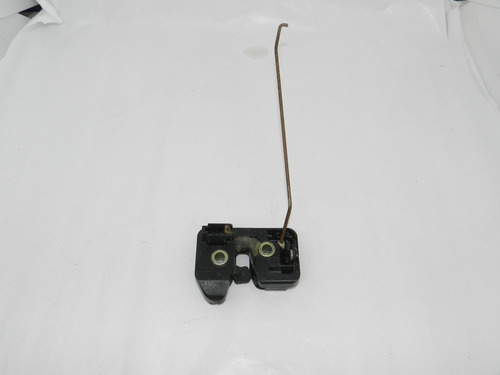 Fechadura Trava Porta-malas Vw Polo 97 Seat Cordoba 95