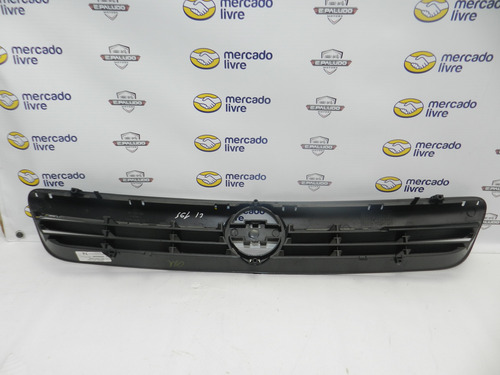 Grade Radiador Dianteira Gm Corsa Montana 03/12 93356285