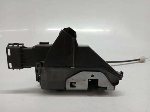 Fechadura Porta Dianteira Direita Peugeot 3008 2011 A 2014