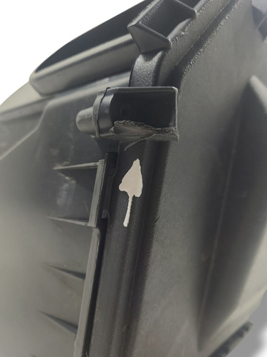 Caixa De Fusíveis Gm Meriva 2011 (al) Com Detalhe