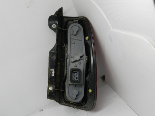 Lanterna Traseira Esquerda Fiat Uno Vivace 2012 5202793