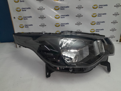 Farol Máscara Negra Lado Direito Fiat Mobi 17/20 48920748