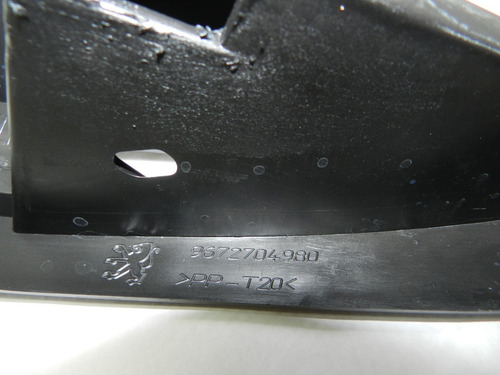 Moldura Farol Milha Direito Peugeot 408 12/14 9672704980