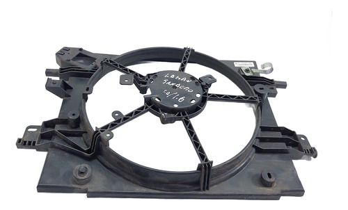 Defletor Do Radiador Sandero 1.0 / 1.6 C/ Ar Ano 2015 A 2020