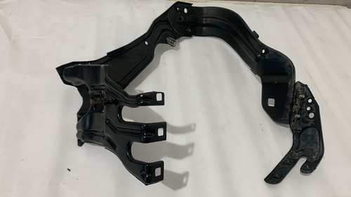 Suporte Farol Lado Direito Mercedes-benz C180k 2000 A 2006