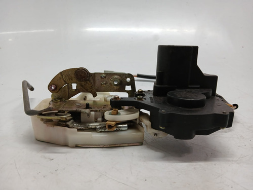 Fechadura Da Porta Dianteira Direita Honda Civic 1992 A 1995