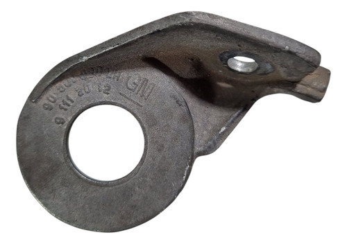 Suporte Superior Radiador L.e Gm Vectra 1997 A 2004