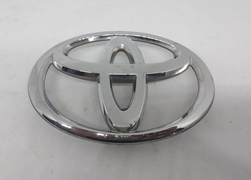 Emblema Grade Dianteira Toyota Corolla Hilux Etios 15/21