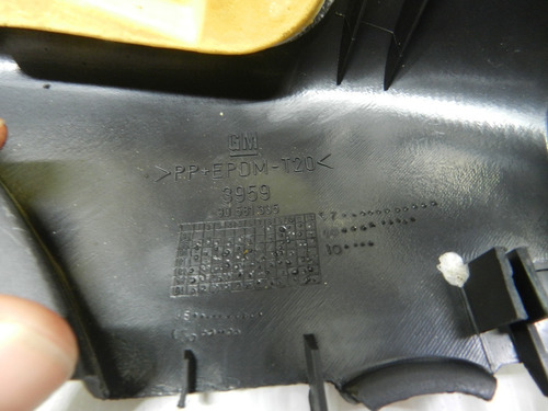 Moldura Inferior Coluna Direção Gm Zafira 2001 A 2012