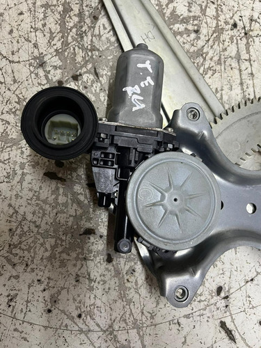 Máquina De Vidro Porta Traseira Esquerda Toyota Rav4 2013