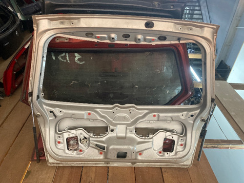 Estrutura Tampa Traseira Porta Malas Fiat Stilo 2010