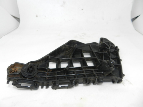 Guia Lado Direito Para-choque Dianteiro Toyota Corolla 15/19