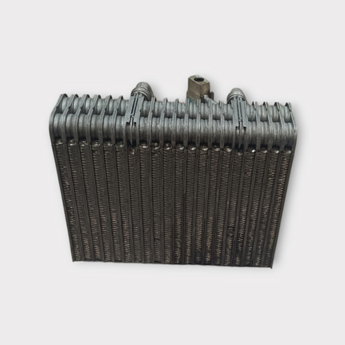 Condensador Do Ar Condicionado Renault Megane Scenic 98 2004