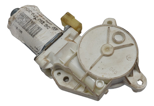 Motor Máquina Vidro Dianteira Direita Polo Ano 2006 A 2014