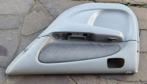 Forro Porta Traseira Lado Direito Toyota Corolla Xei 99/02