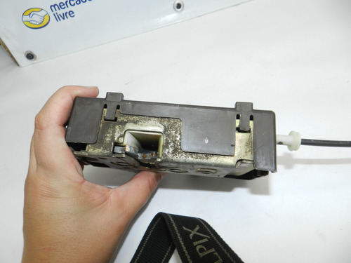 Fechadura Dianteira Direita Ford Fiesta 96/02 D25wa