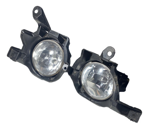 Par Farol Milha Toyota Rav4 2015 (detalhe Em Um Deles)
