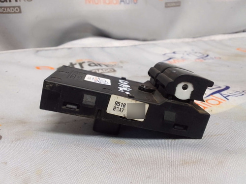 Botão Vidro Elétrico Dianteiro Esquerdo Gm Cobalt Onix 11308