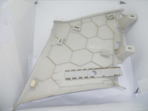 Moldura Coluna Traseira Esquerda Vw Golf Sapão 1j4867287