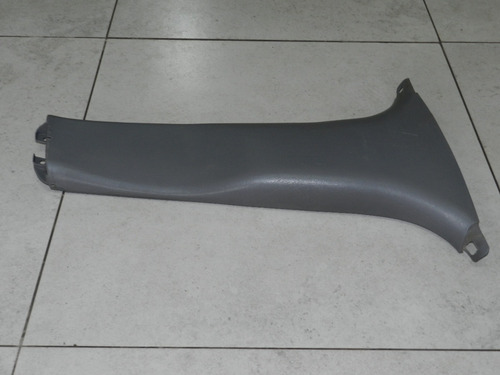 Acabamento Coluna Direita Ford Focus 2000 A 2007 98aba243w06