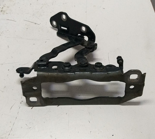 Dobradiça Direita Capô Mercedes Benz C200 2010 A2048800828