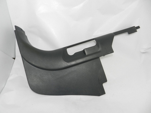 Moldura Esquerda Coluna Inferior Blazer S10 95/00 Recuperado