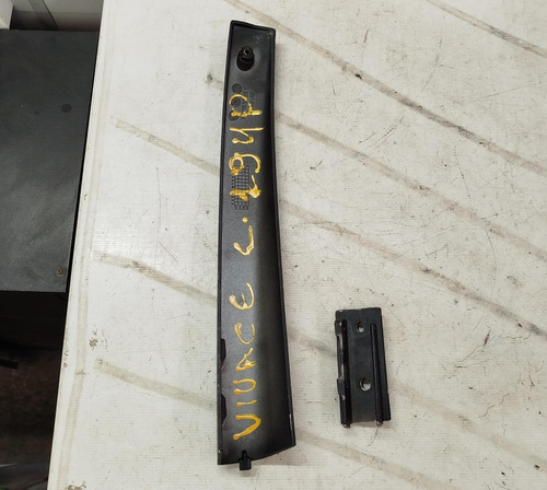 Acabamento Suporte Rack Teto Uno Vivace Lado Esquerdo