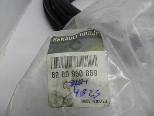 Borracha Porta Traseira Direita Renault Sandero 08/13