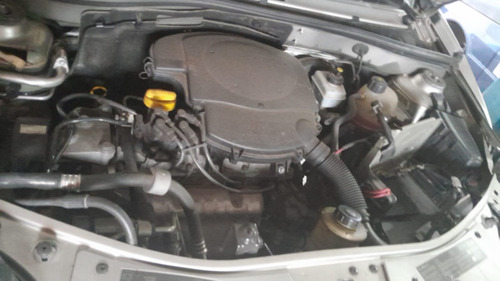 Sucata Sandero 1.6 8v Flex P/ Remoção Peças Motor Cambio Sus
