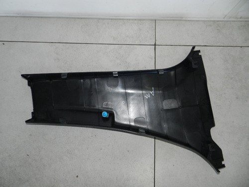 Moldura Coluna Central Esquerda Toyota Corolla 14/19