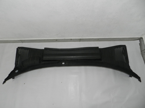 Grade Churrasqueira Para-brisa Gm Vectra 97 A 05