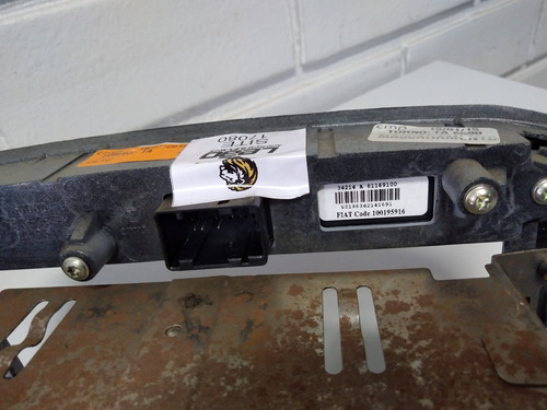  Comando Botao Alerta Fiat Punto Linea Moldura Radio 17080* 