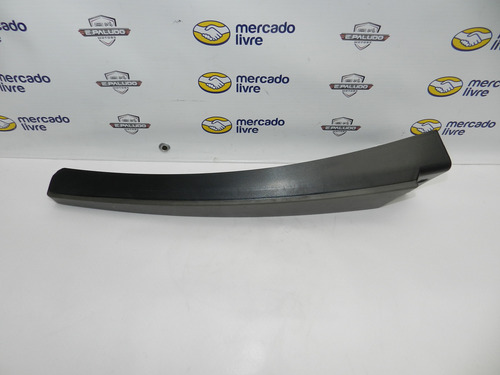 Moldura Externa Coluna Central Lado Direito Megane Gt 06/13